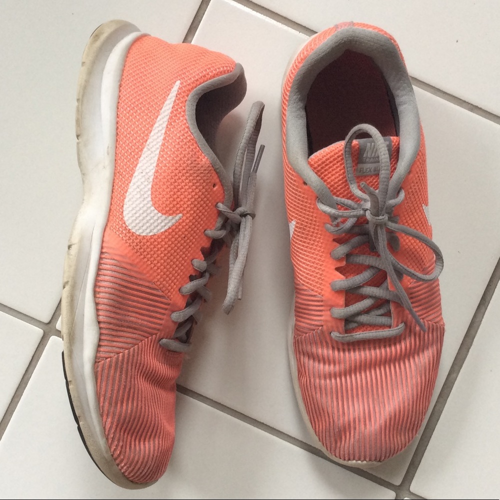 Nike Tennis Shoes Flex Bijoux - Picture 1 of 4